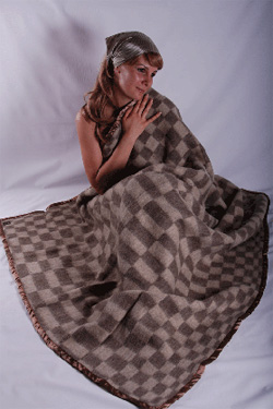  Одеяло из натуральной верблюжьей шерсти  